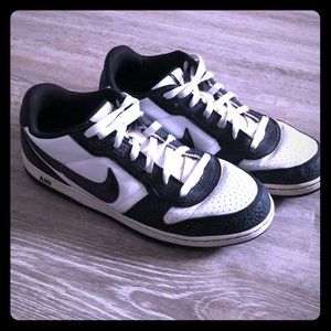 Nike Shoes - Size 12 Nike Lows Nike Shoes - Size 12 Nike Lows